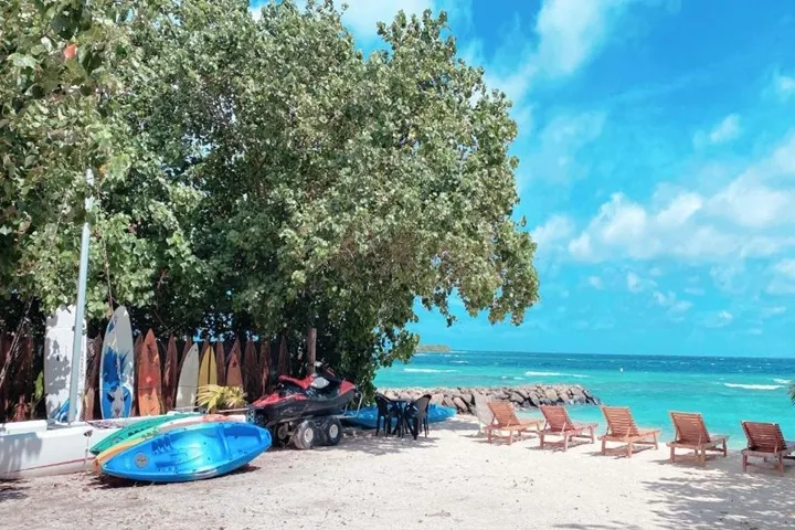 Hotel Summer Vibes Beach Front