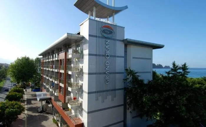Grand Okan Hotel